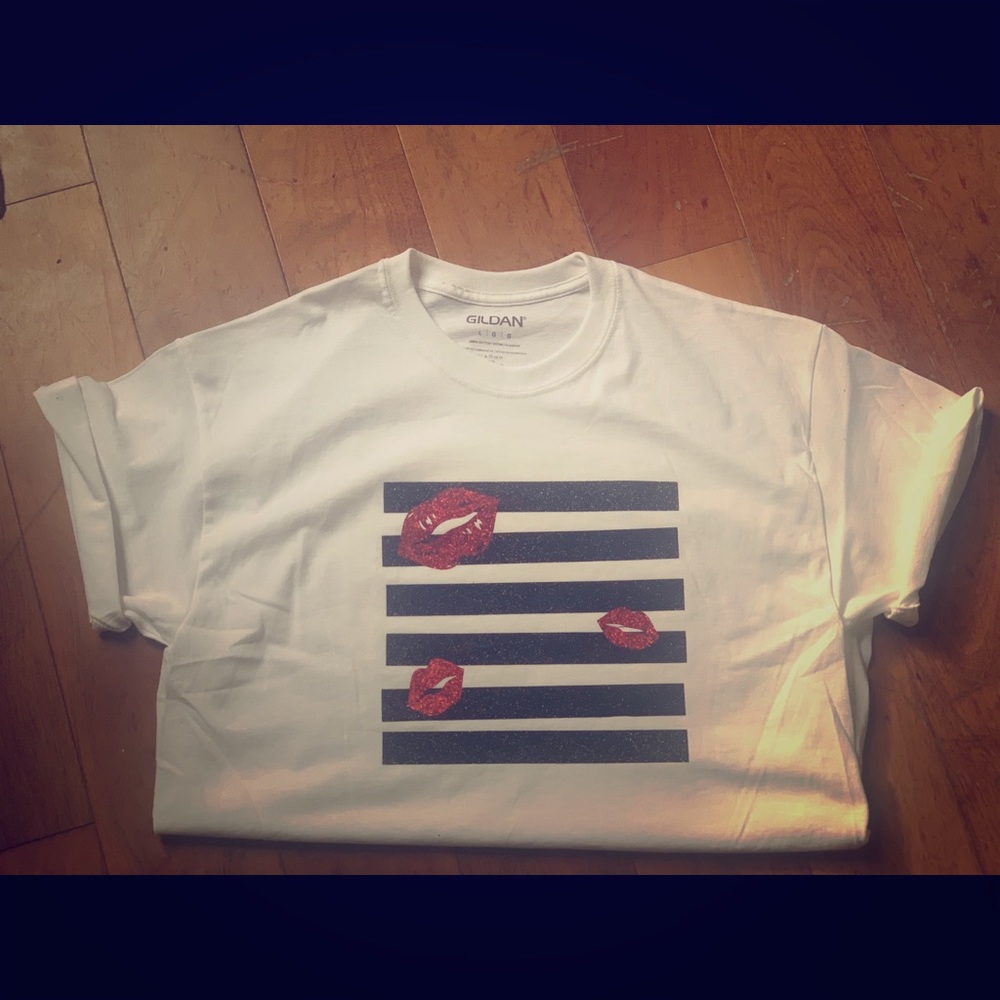 Lips Tshirt Handmade